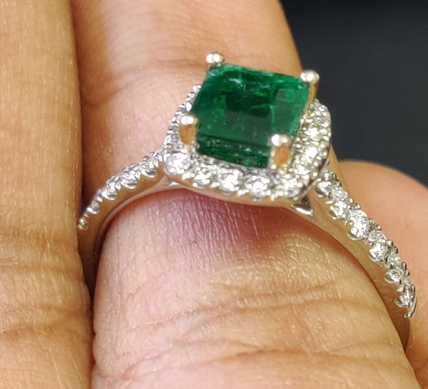 Design your own emerald on sale ring