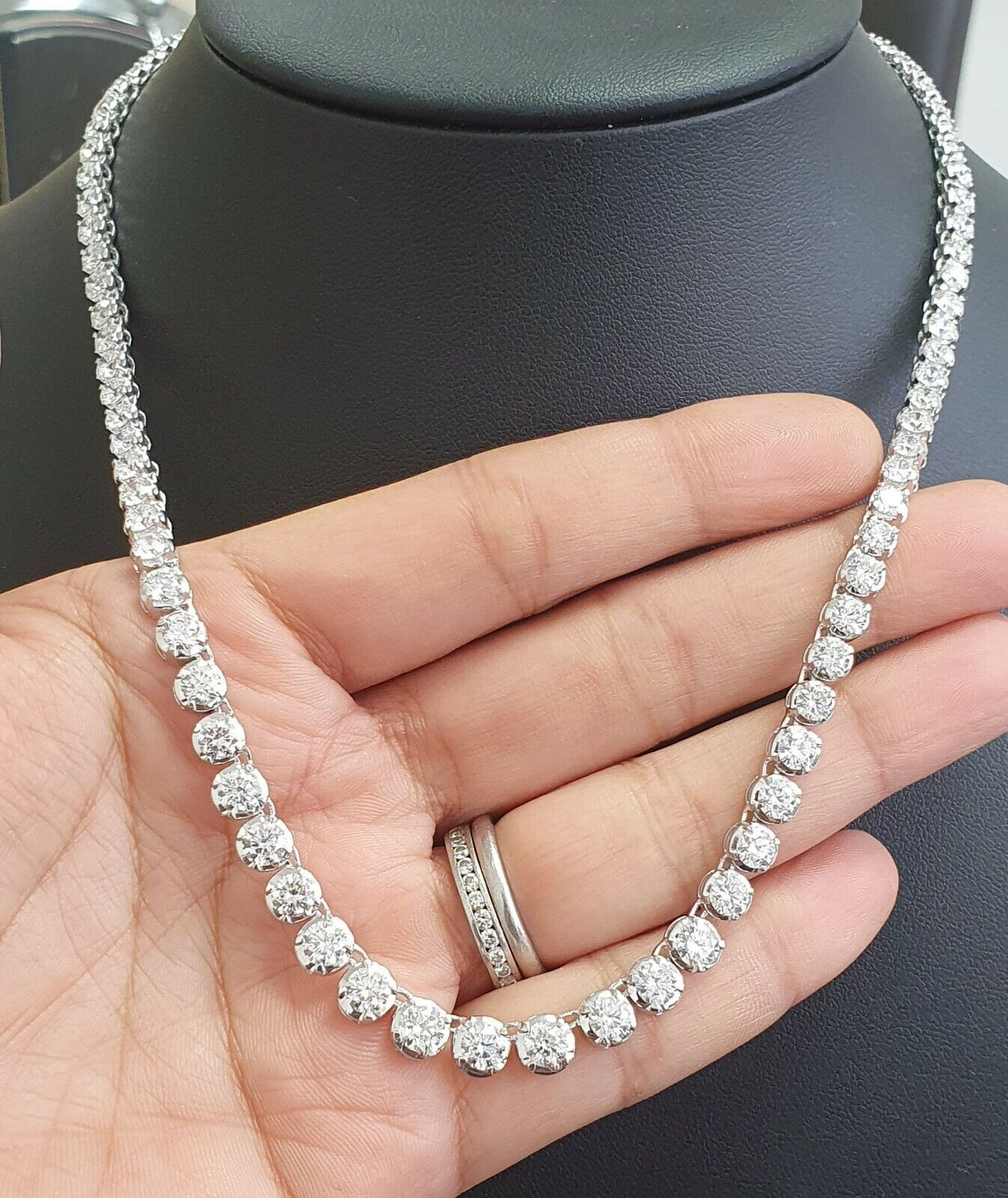 8.26ct Graduated Diamond Tennis Necklace | 18k White Gold – Klein's Jewelry